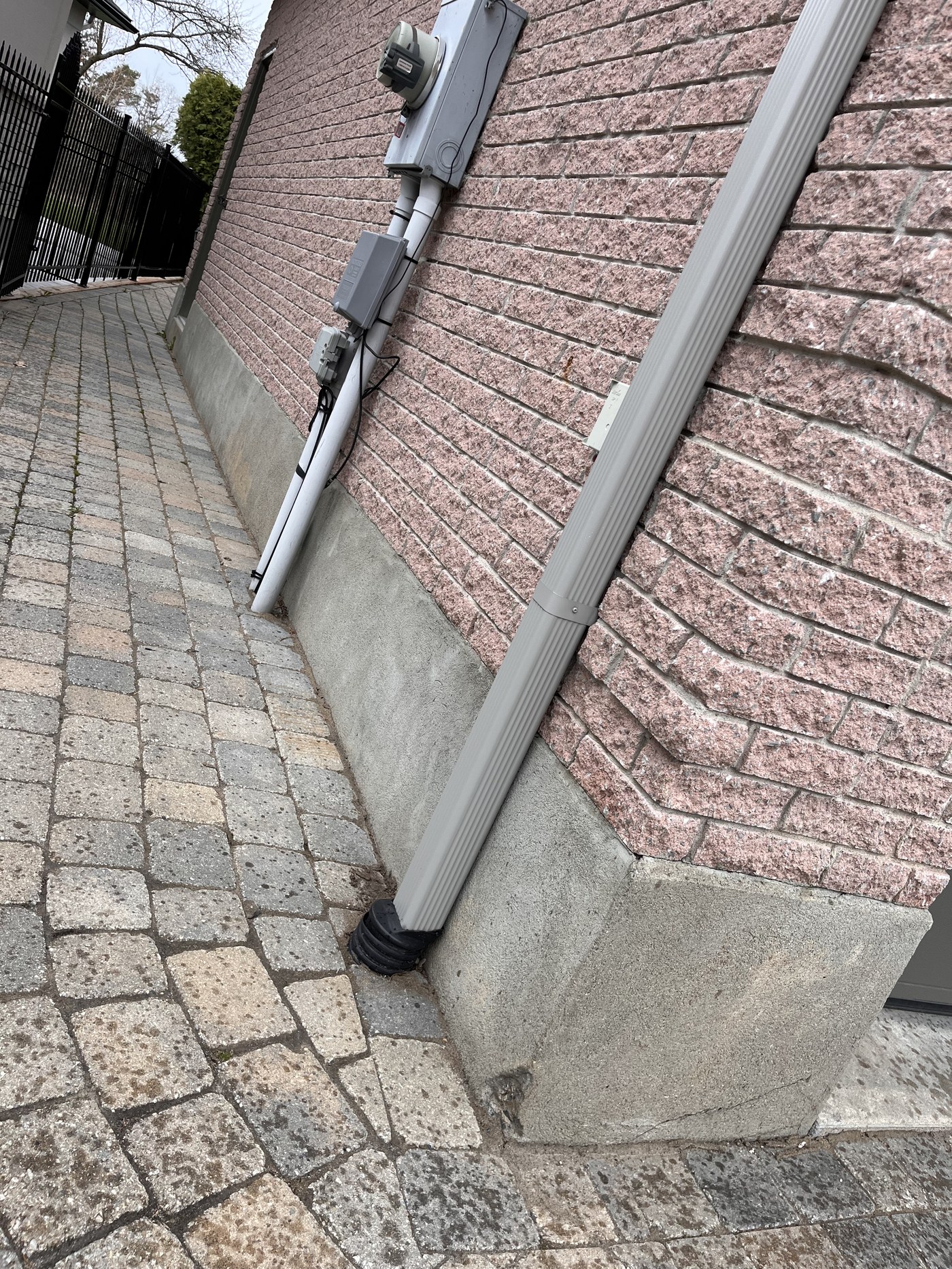 Stucco repair before and after Ottawa